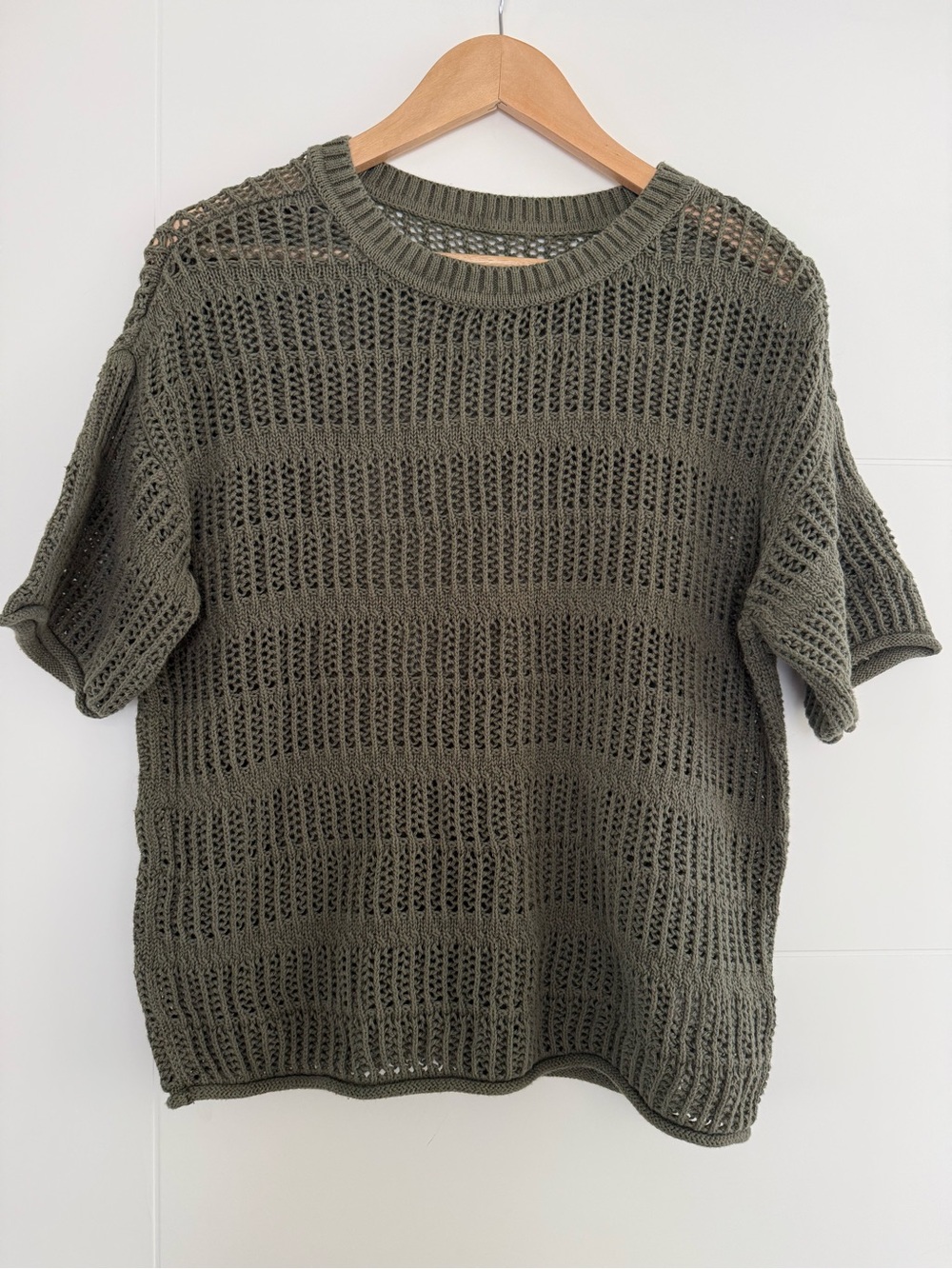 Aerie Short Sleeve Crochet Oversized Sweater, size XXS.